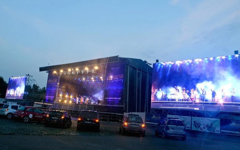 Autokultur - Drei Theater - eine Show Autokultur - Drei Theater - eine Show